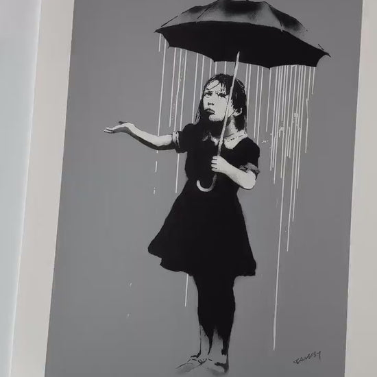 Banksy – ‘Girl with Umbrella (Lola)’ – Gelimiteerde en genummerde editie